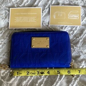 NWT Michael Kors wallet